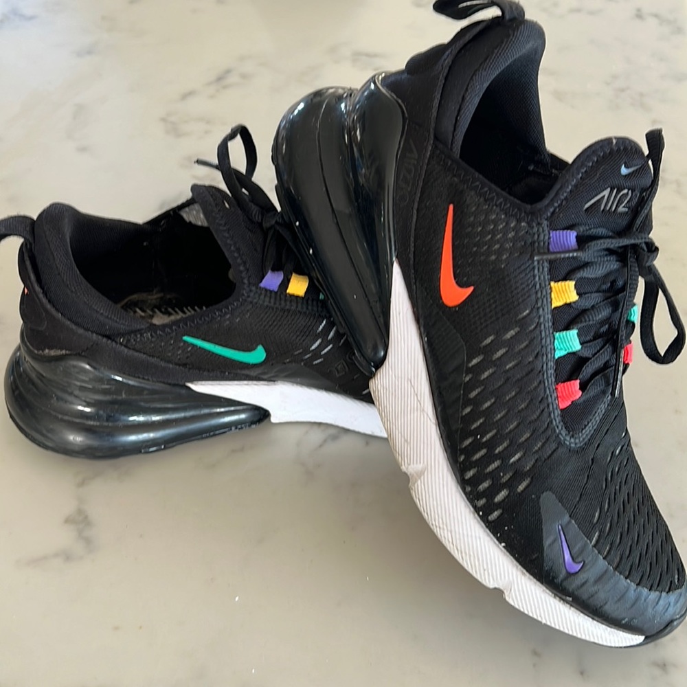 Nike 270 air